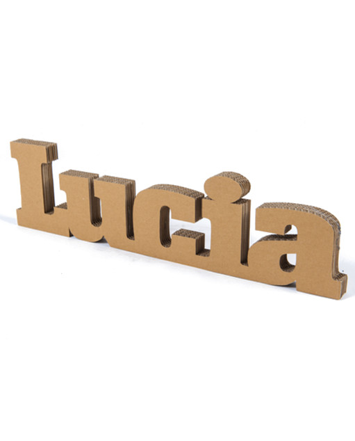 Nombres de cartón Lucia
